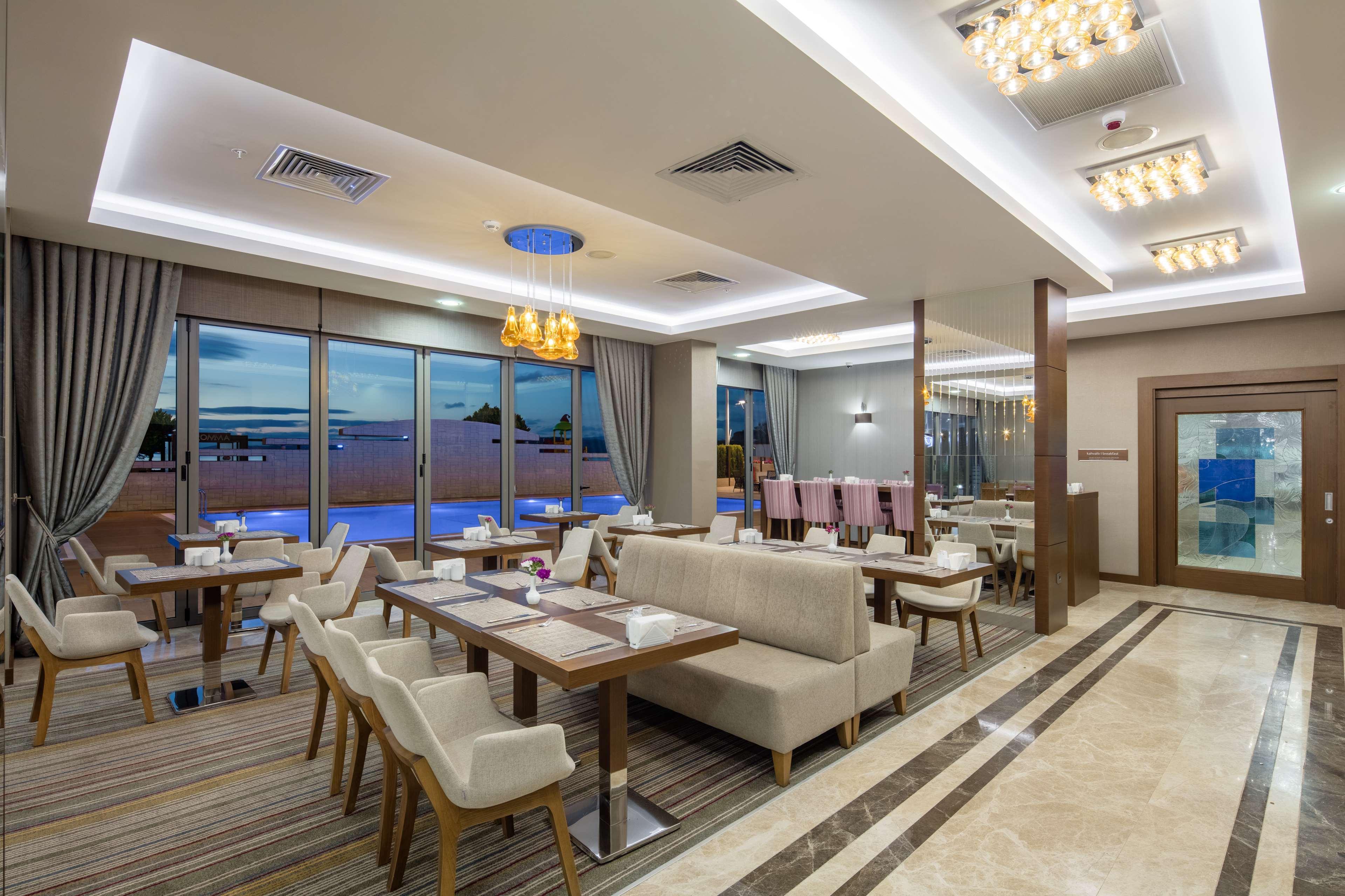 Otel Hampton By Hilton Canakkale
